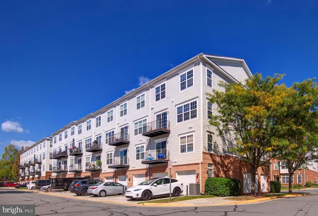 Photo of 19293 Harlow Square, LEESBURG, VA 20176 (MLS # VALO2107988)