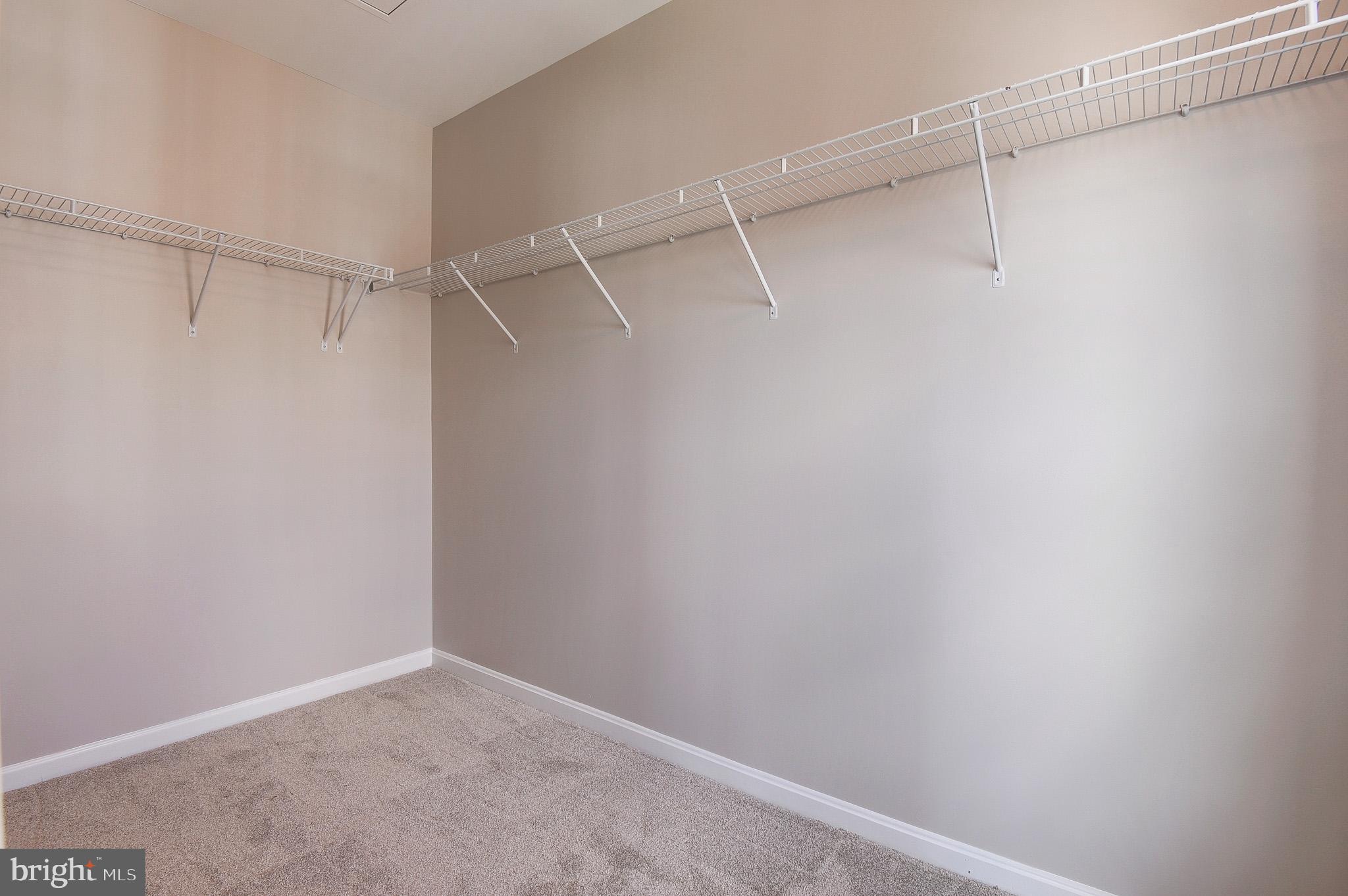 LANSDOWNE TOWN CENTER CONDOS - Residential