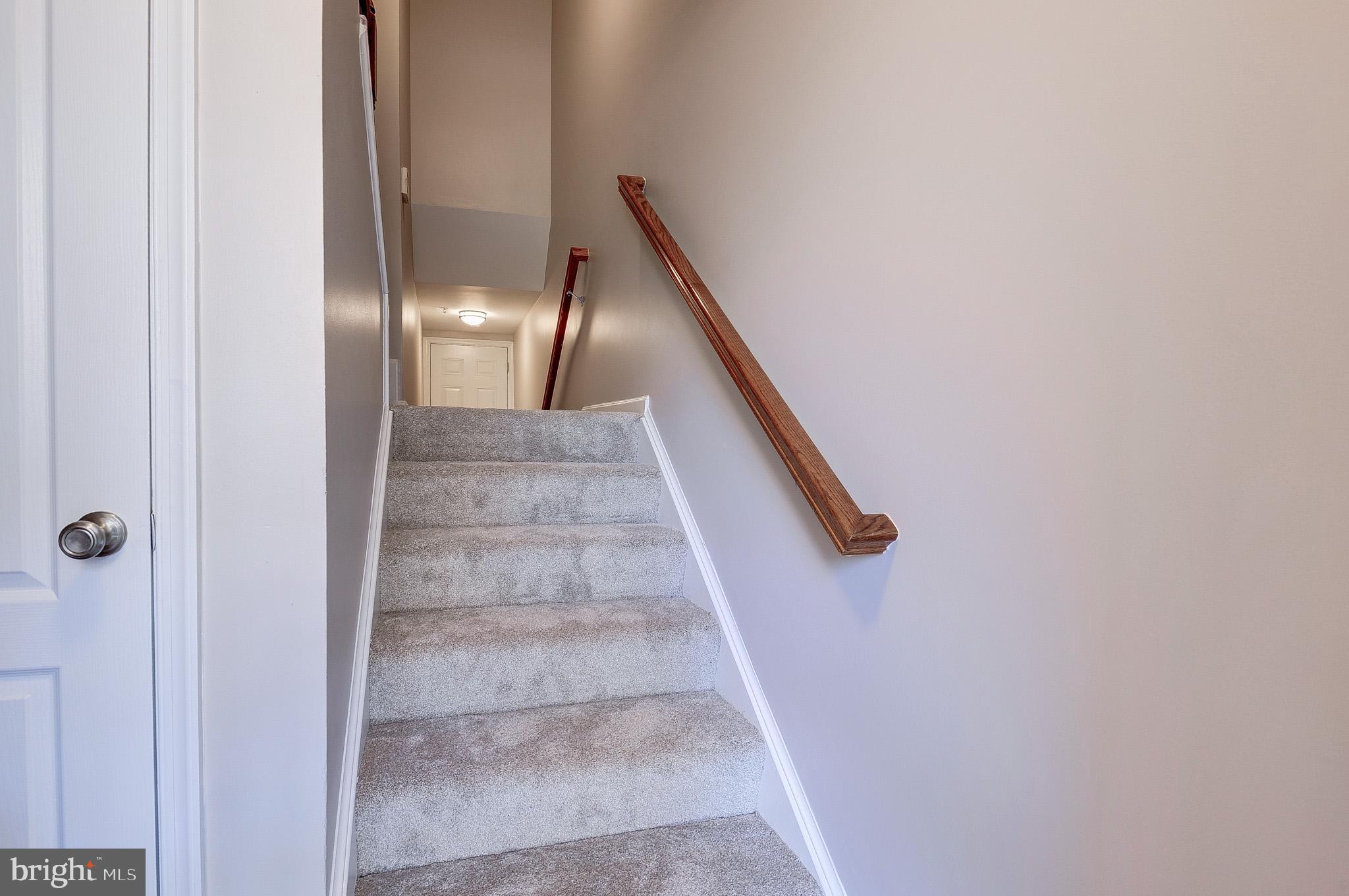 LANSDOWNE TOWN CENTER CONDOS - Residential