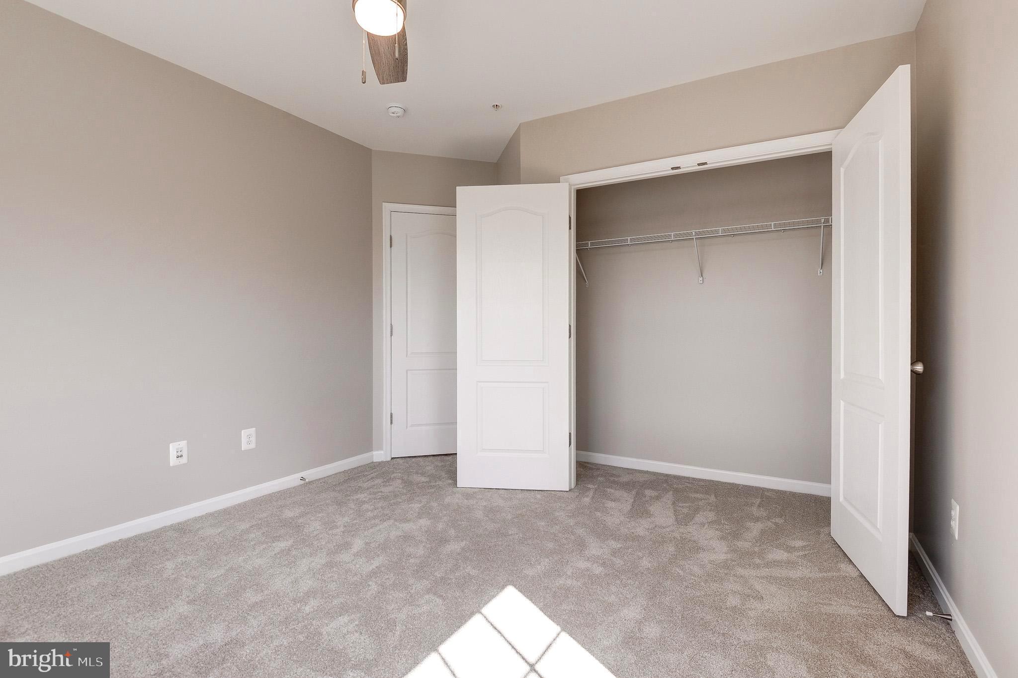 LANSDOWNE TOWN CENTER CONDOS - Residential