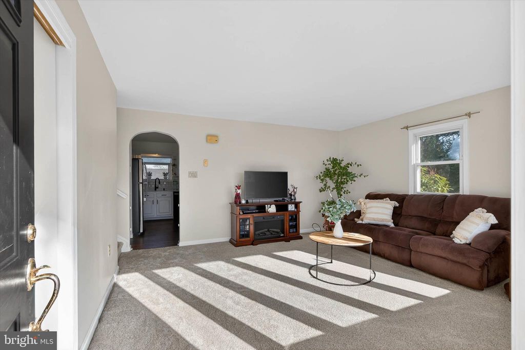 Photo of 27 Rosemont Avenue, READING, PA 19607 (MLS # PABK2065216)