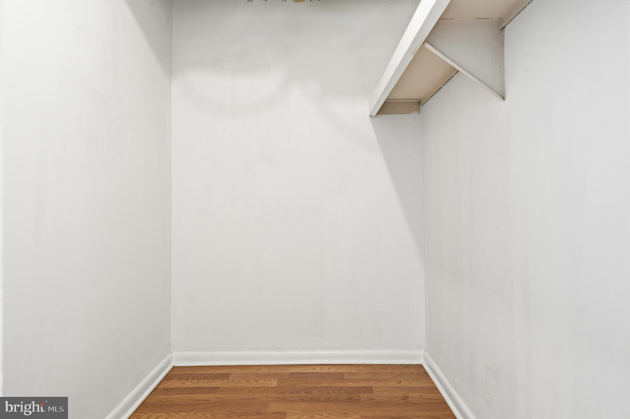 FORTY SIX HUNDRED - Residential