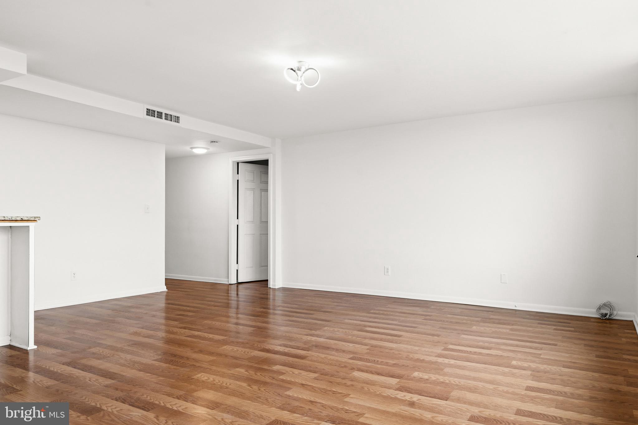 FORTY SIX HUNDRED - Residential