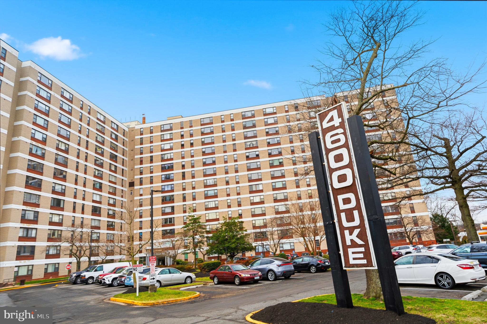 FORTY SIX HUNDRED - Residential