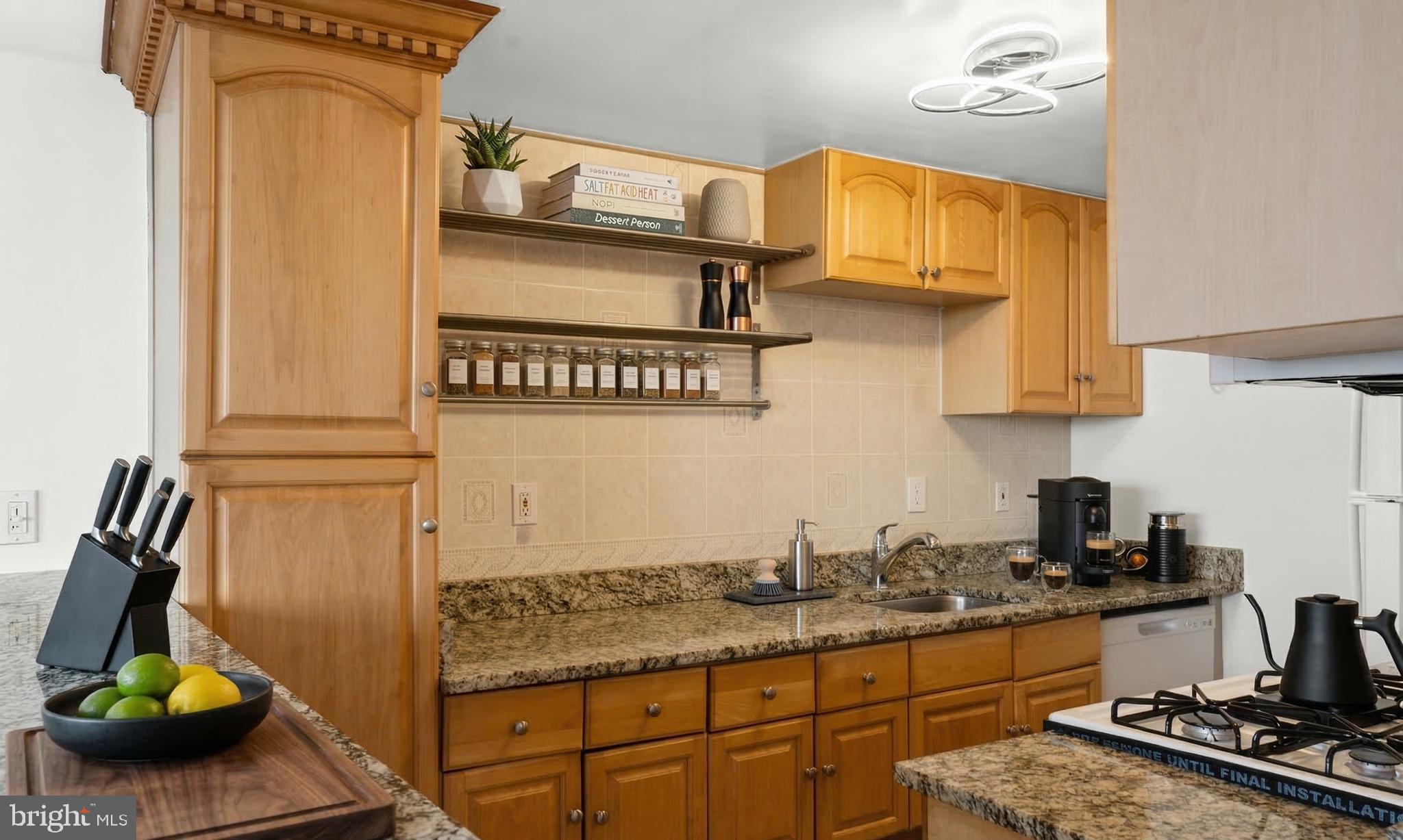 FORTY SIX HUNDRED - Residential