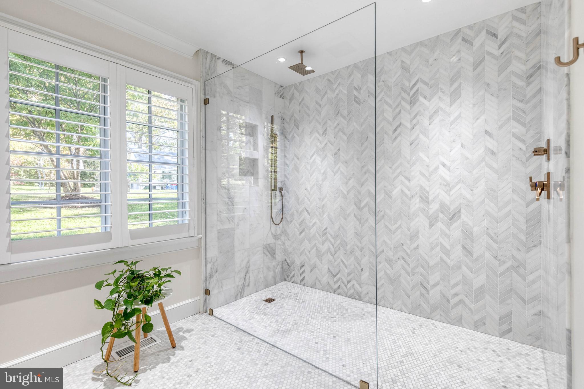 RUXTON - Residential