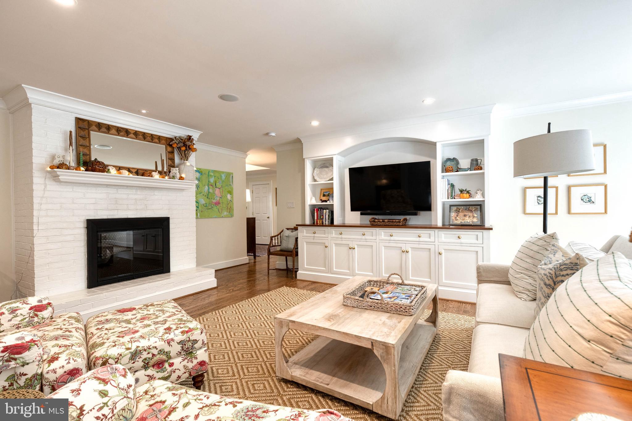 RUXTON - Residential