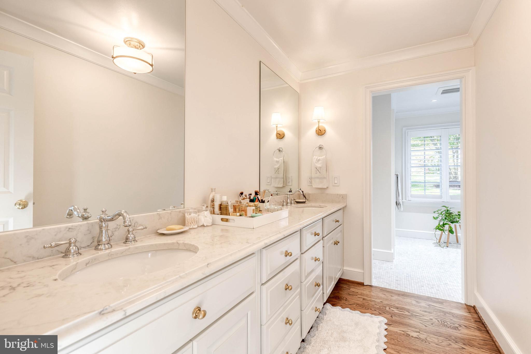 RUXTON - Residential