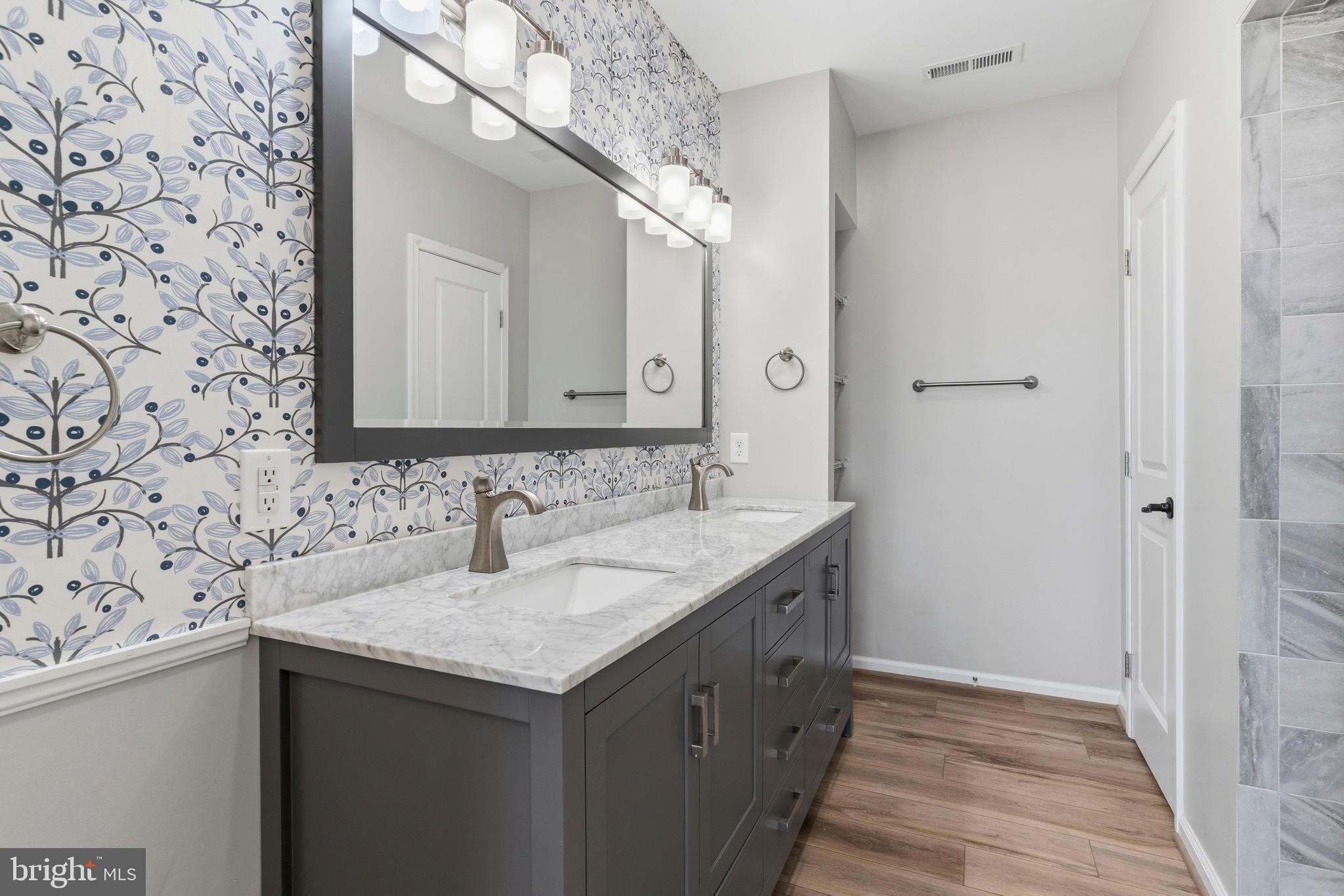 TOWN CREEK - Residential