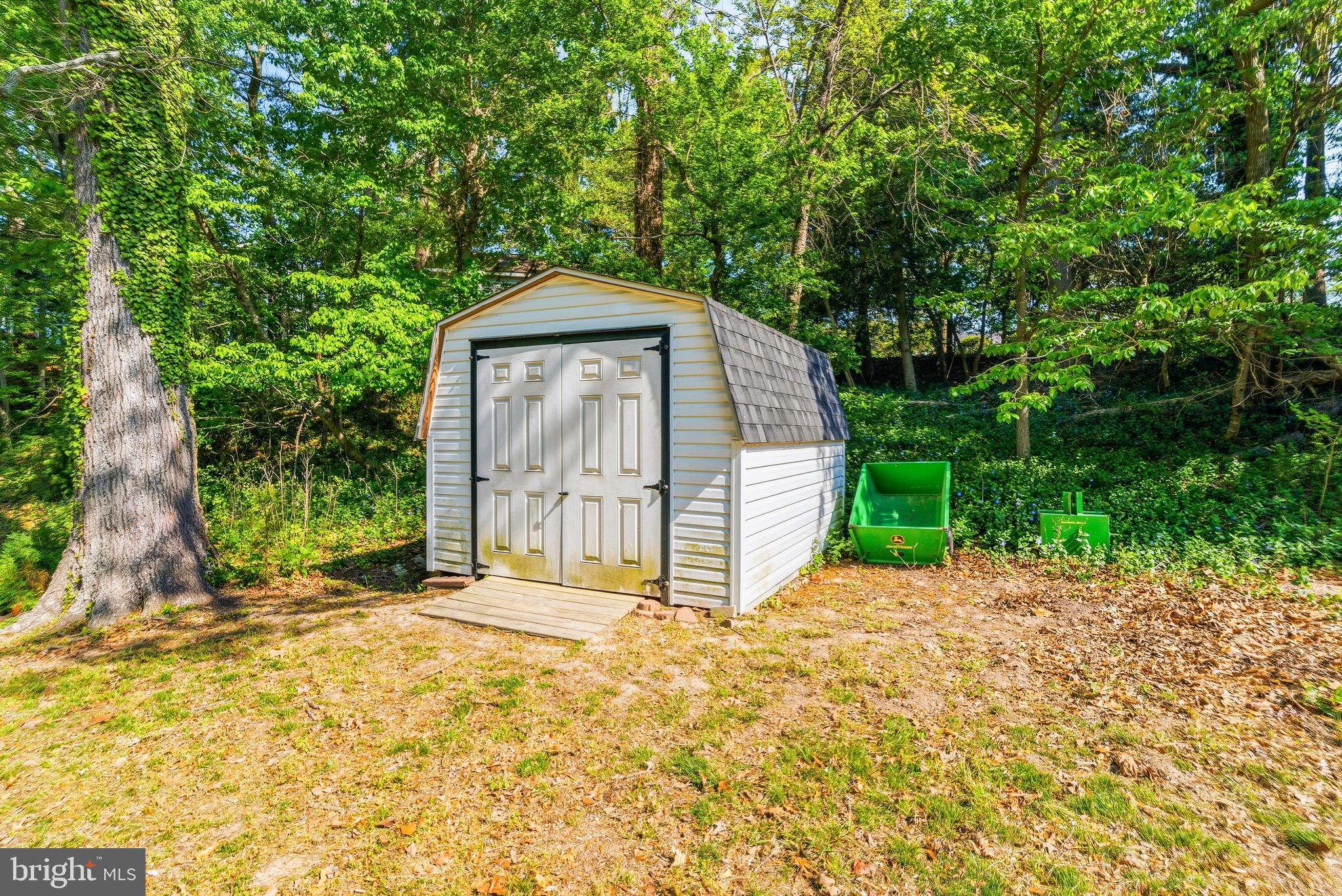 TOWN CREEK - Residential