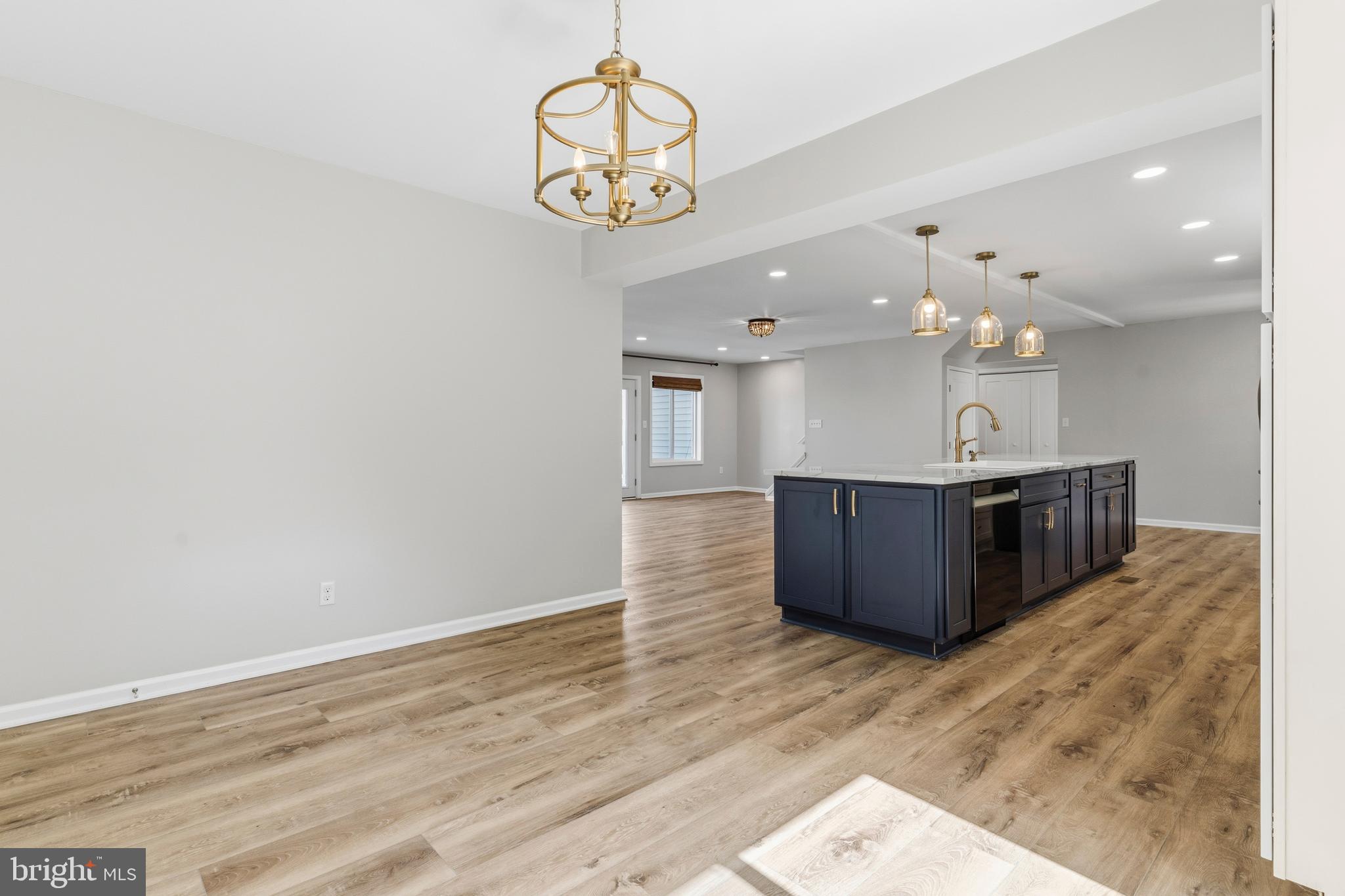 TOWN CREEK - Residential