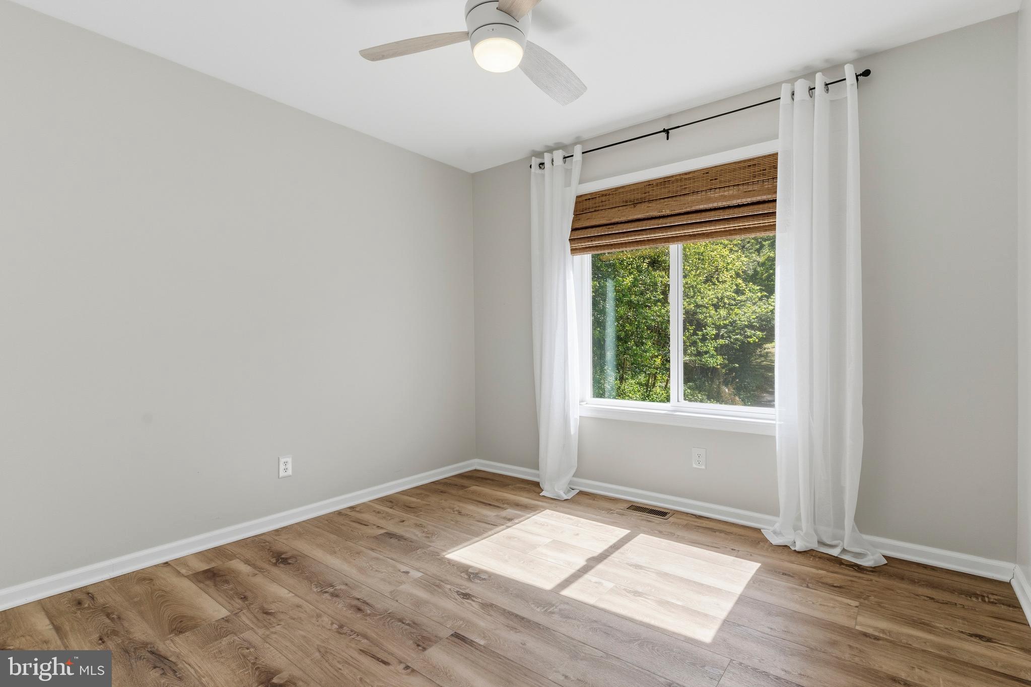 TOWN CREEK - Residential