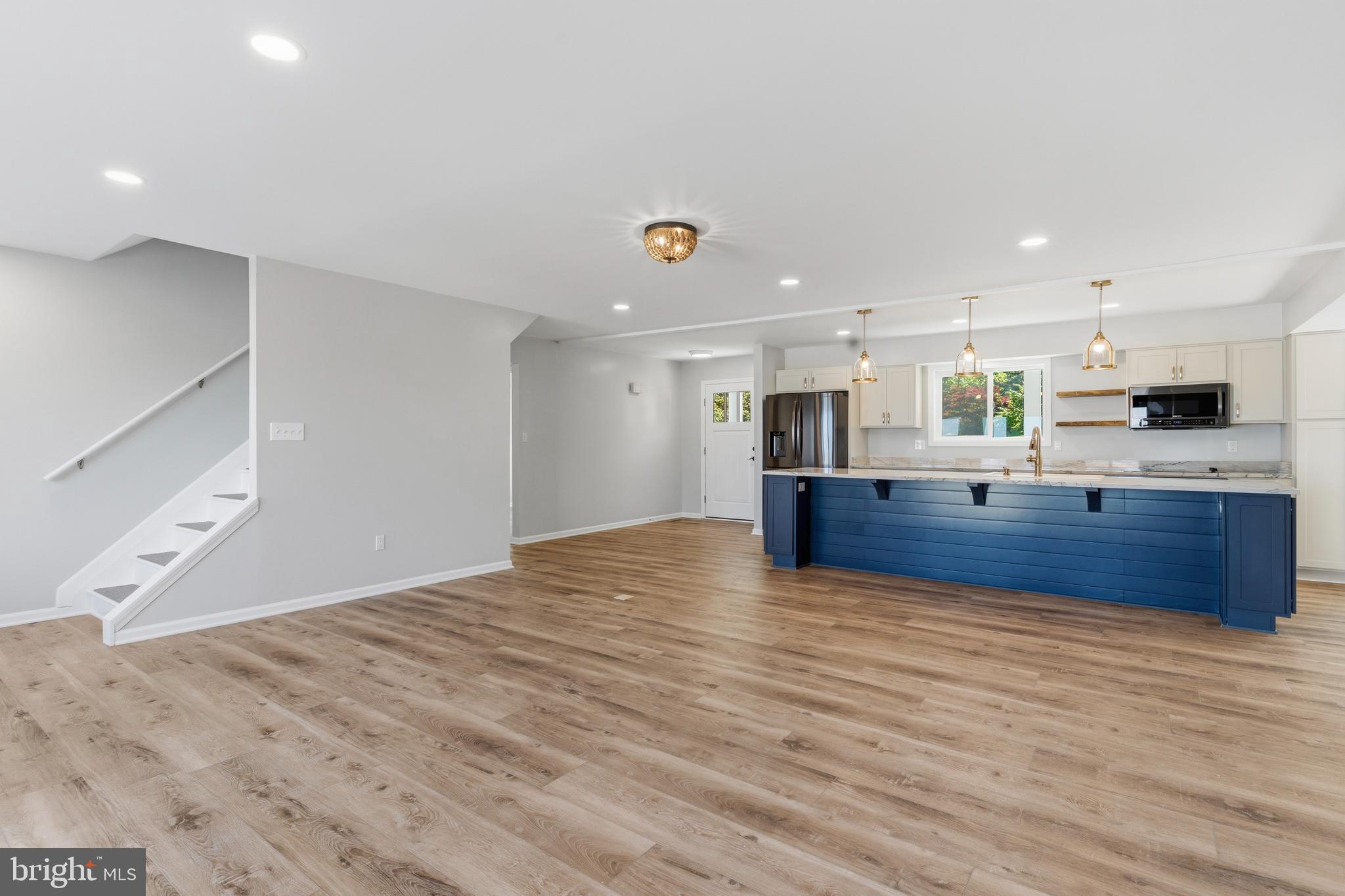 TOWN CREEK - Residential