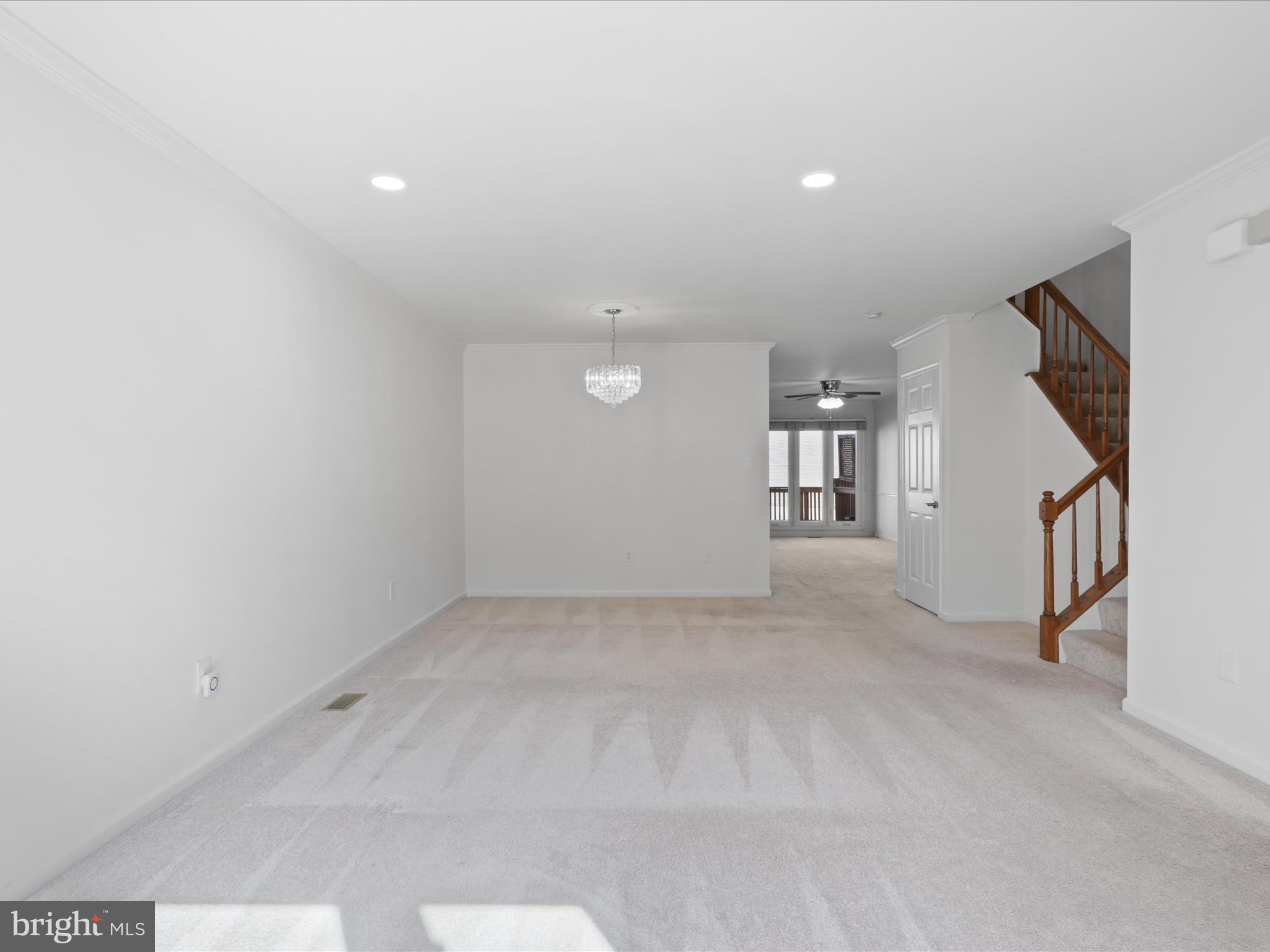 RIVER OAKS - Residential