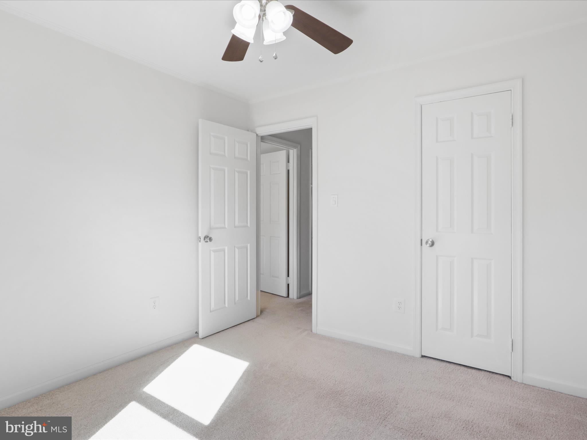 RIVER OAKS - Residential