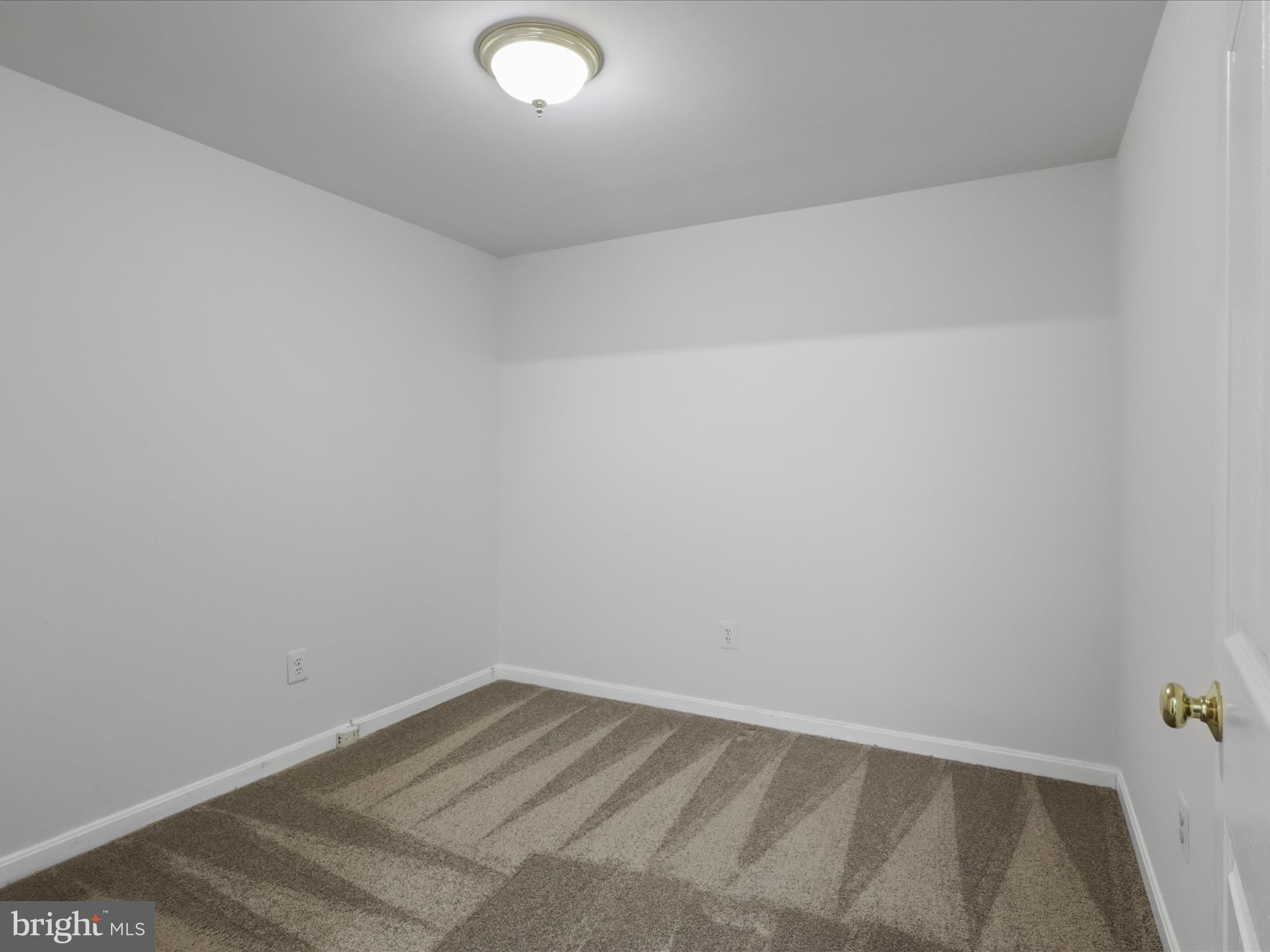 RIVER OAKS - Residential