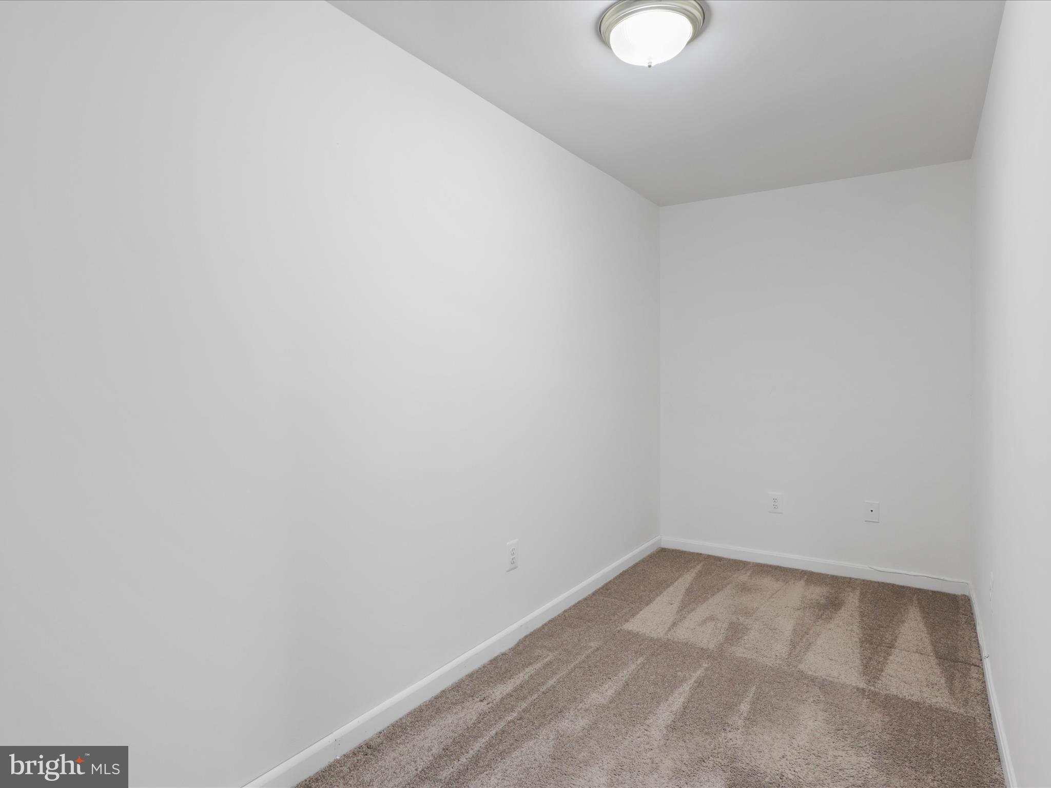 RIVER OAKS - Residential