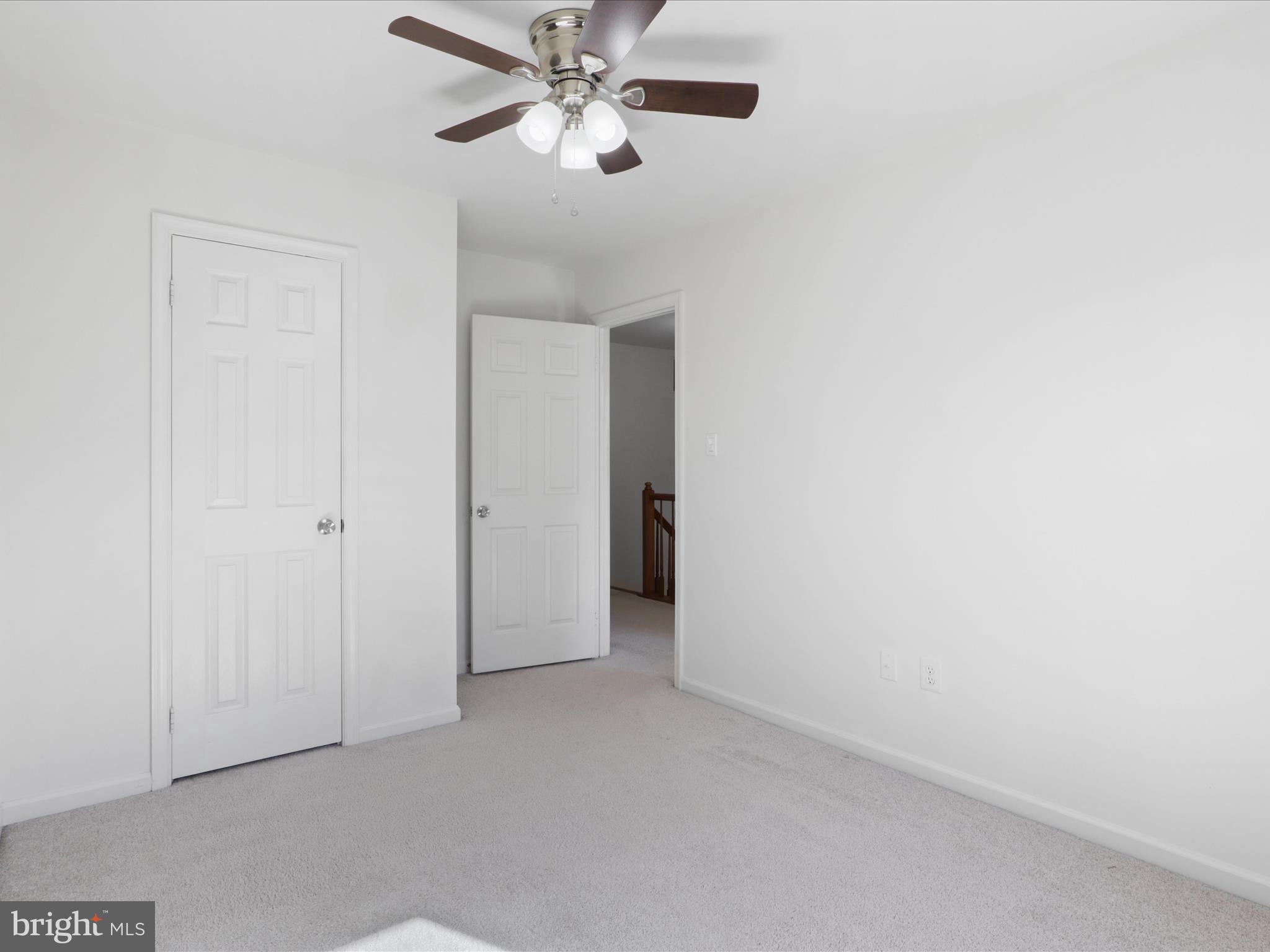 RIVER OAKS - Residential