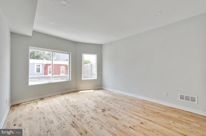 GRAYS FERRY - Residential