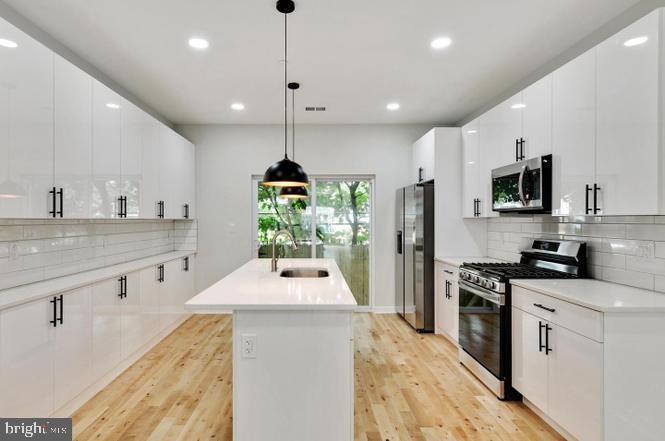 GRAYS FERRY - Residential