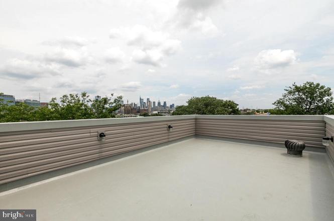 GRAYS FERRY - Residential