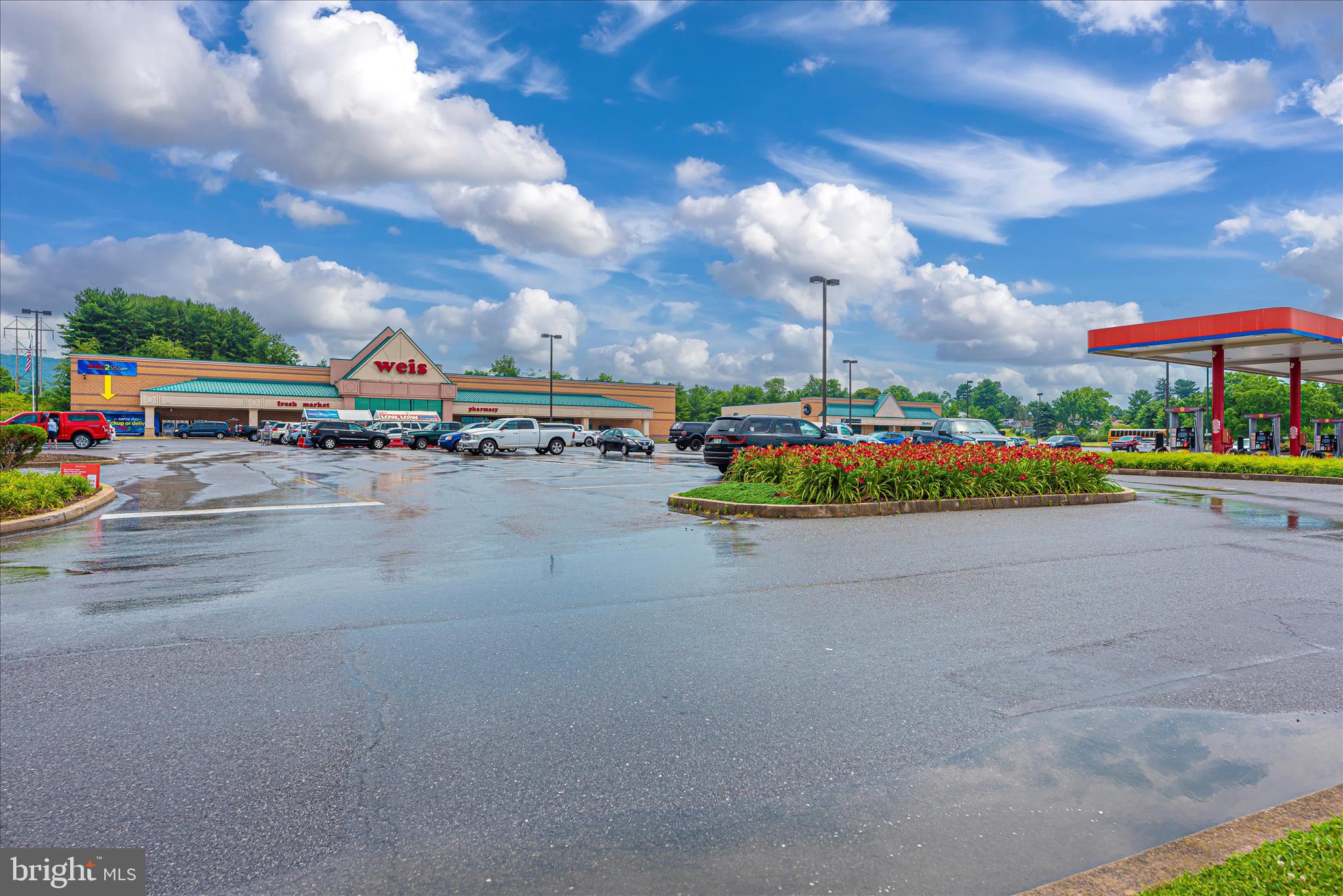 FLETCHER'S GROVE - Residential