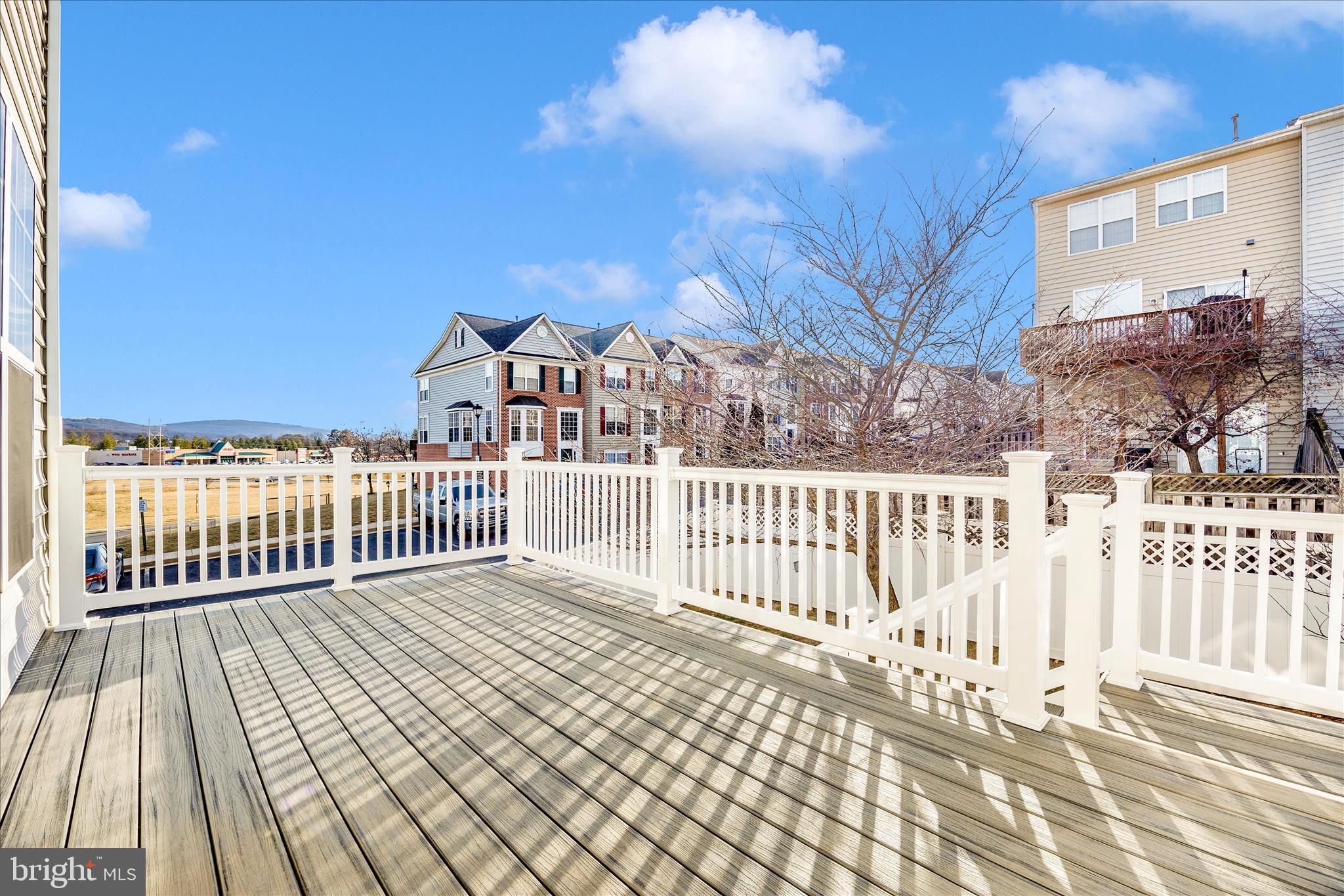 FLETCHER'S GROVE - Residential