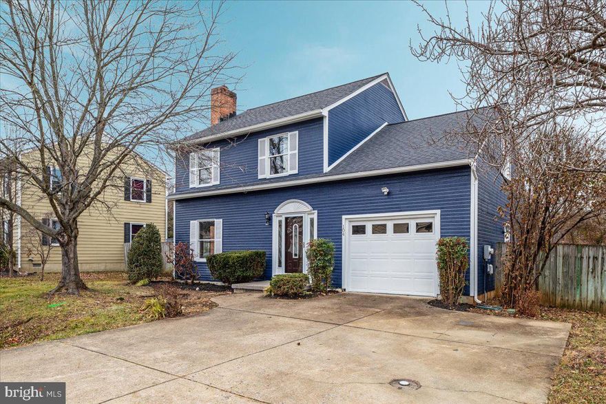 Come see this beautifully remodeled 4 bedroom home with new flooring, kitchen, baths and roof! Featuring wide plank floors, 2.5 remodeled baths, granite counters, SS appliances, this house has a host of upgrades and is ready for immediate move-in.  Outside it has a fenced yard, nice sized deck, and is located in Albin Village with easy access to major roads.