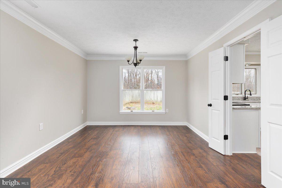 ALBIN VILLAGE - Residential