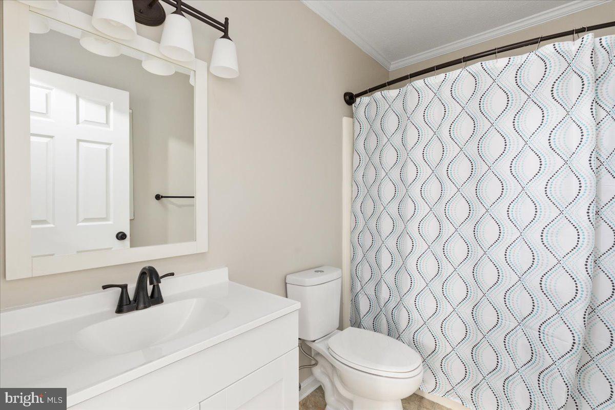 ALBIN VILLAGE - Residential