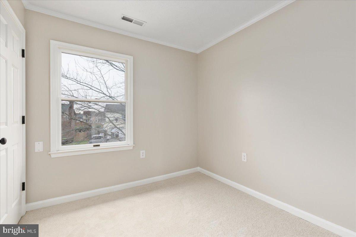 ALBIN VILLAGE - Residential