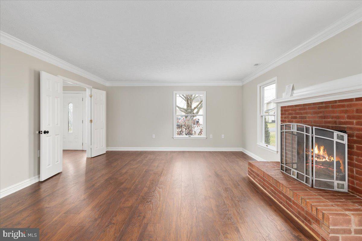 ALBIN VILLAGE - Residential