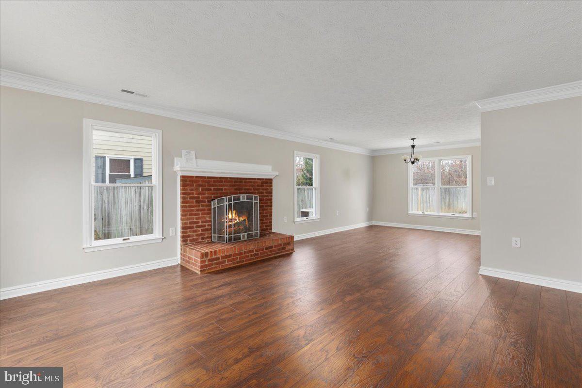 ALBIN VILLAGE - Residential