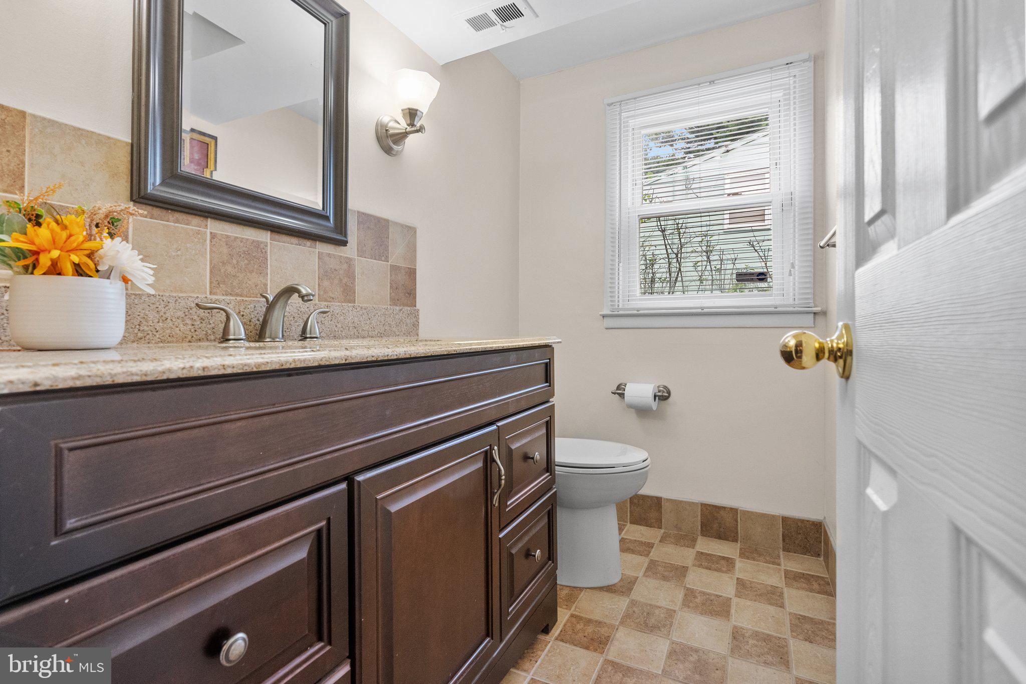 PHILADELPHIA (NORTHEAST) - Residential