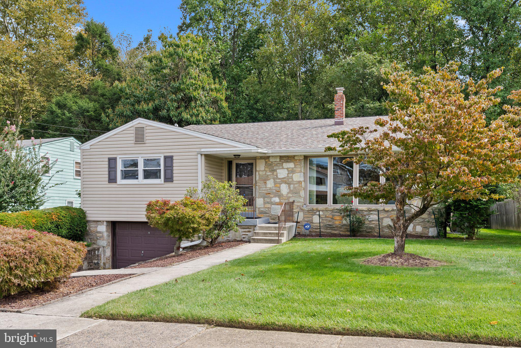 PHILADELPHIA (NORTHEAST) - Residential