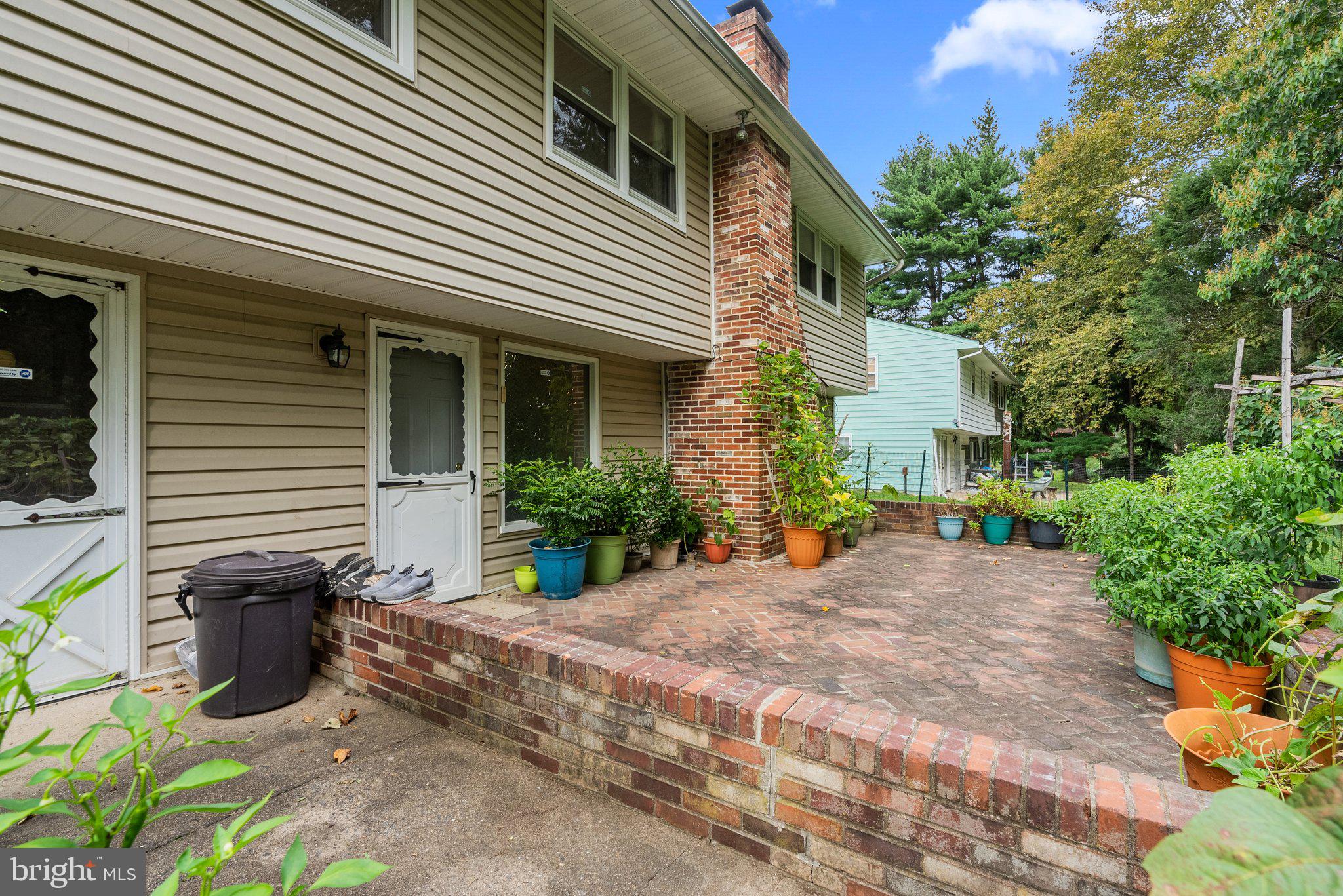 PHILADELPHIA (NORTHEAST) - Residential