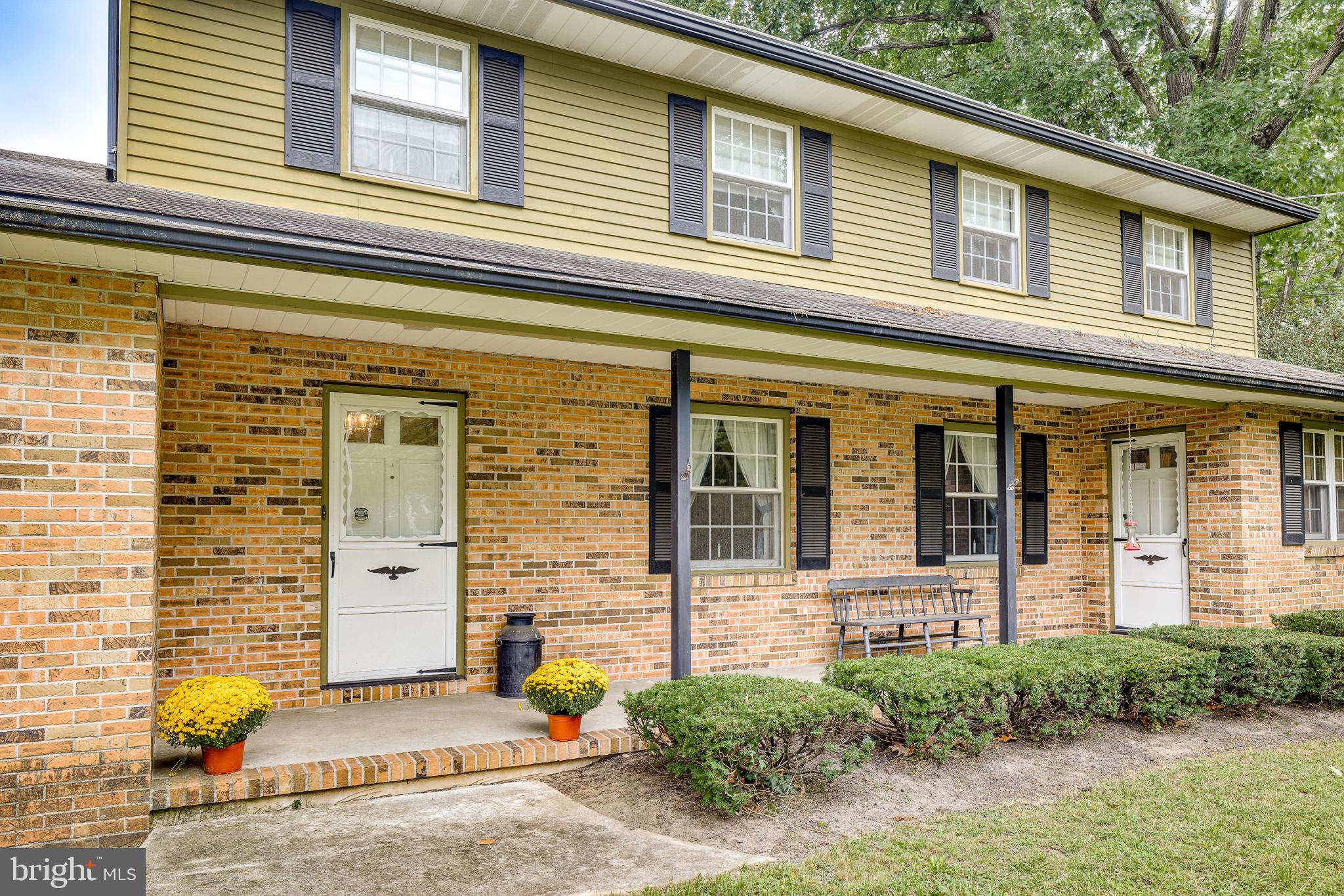 801 PERKINS LANE
