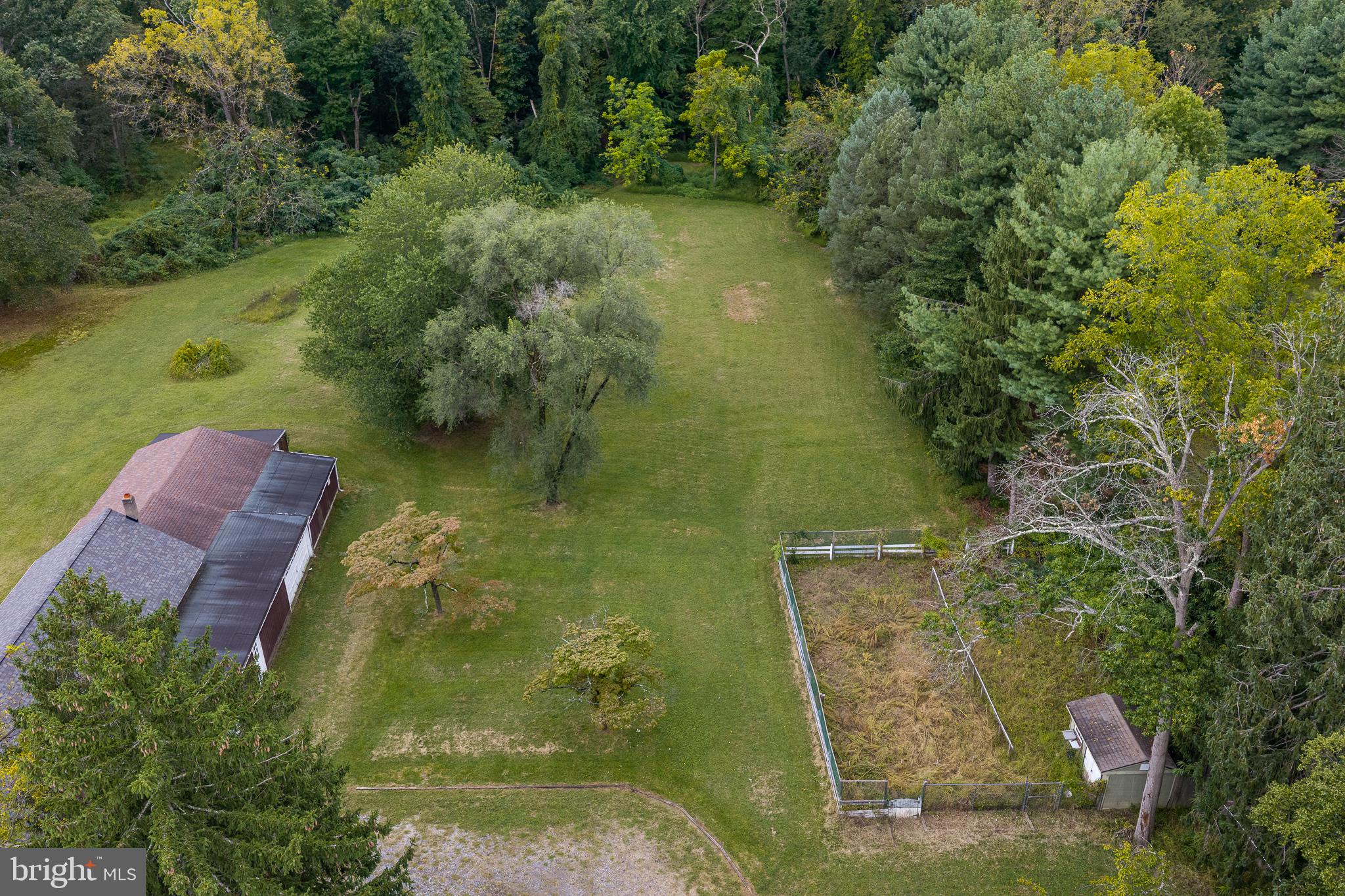 801 PERKINS LANE