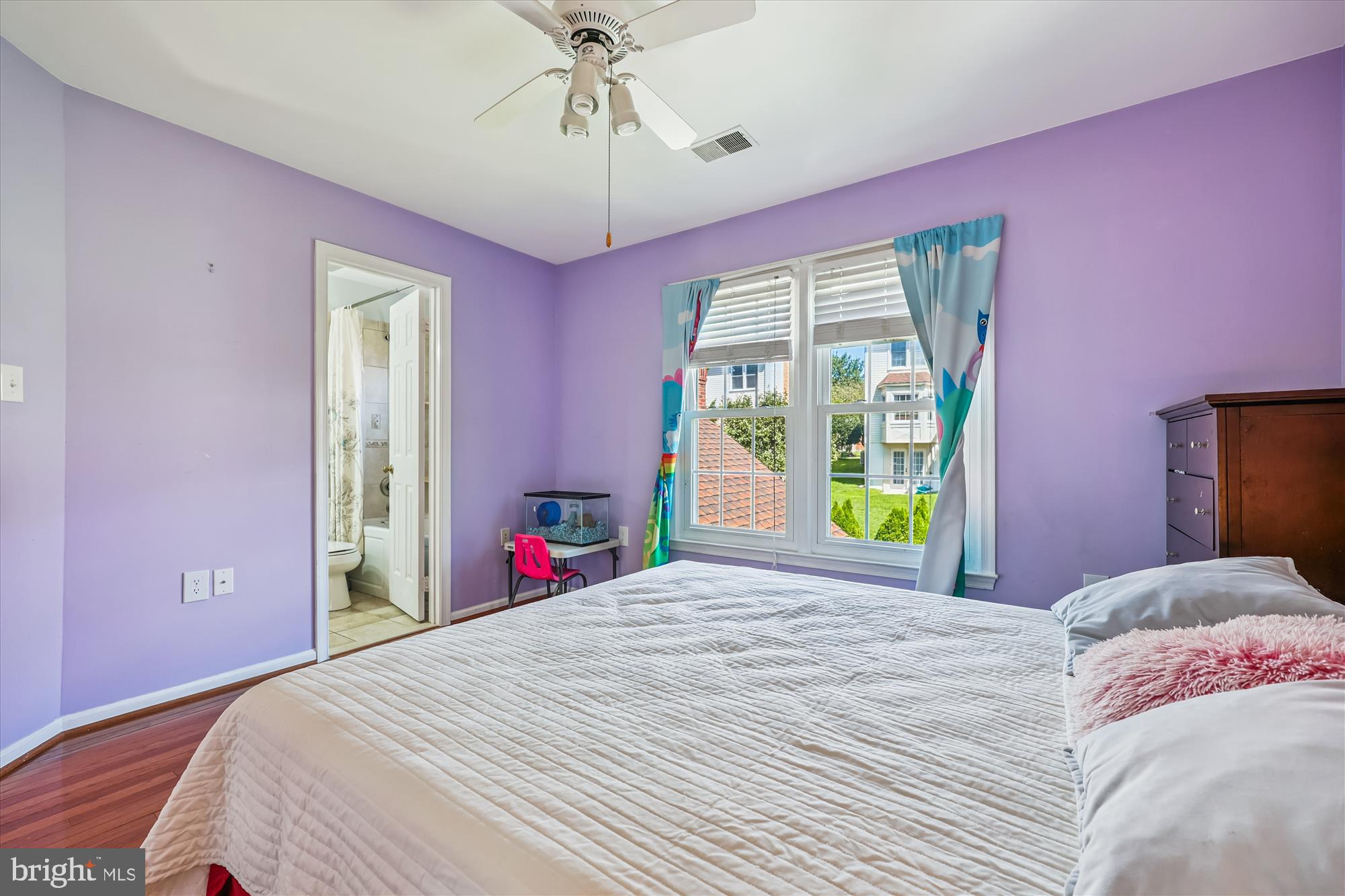 WASHINGTONIAN WOODS - Residential