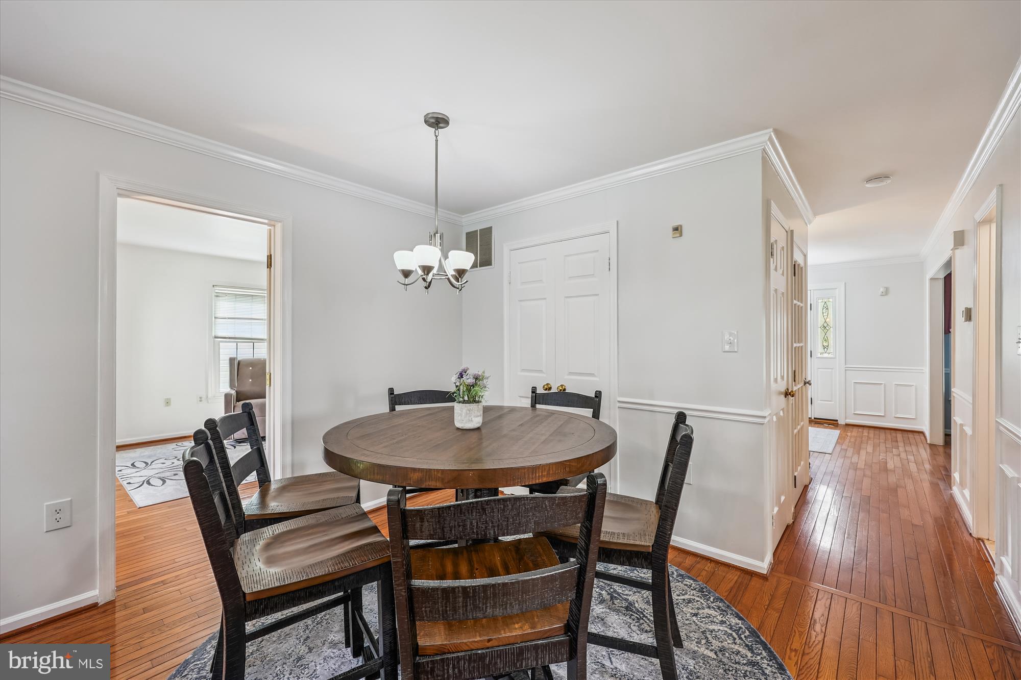 WASHINGTONIAN WOODS - Residential