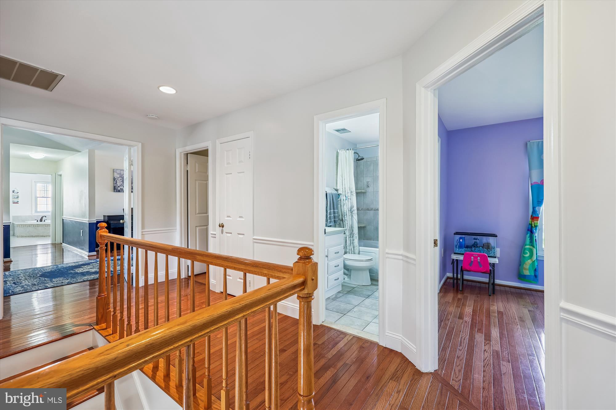 WASHINGTONIAN WOODS - Residential