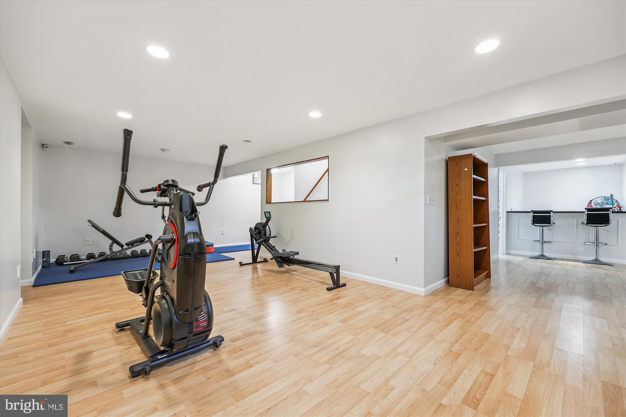 WASHINGTONIAN WOODS - Residential