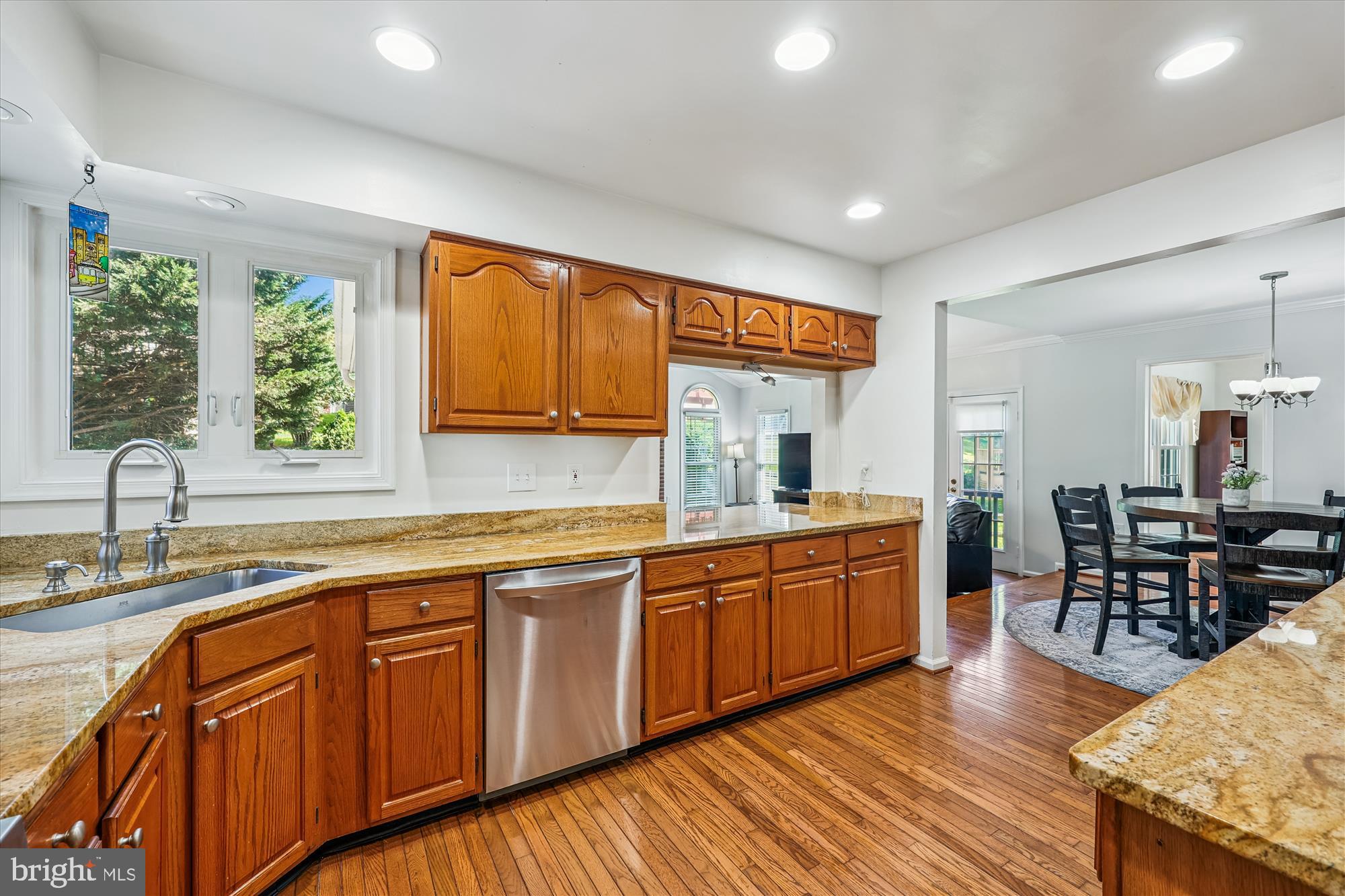 WASHINGTONIAN WOODS - Residential