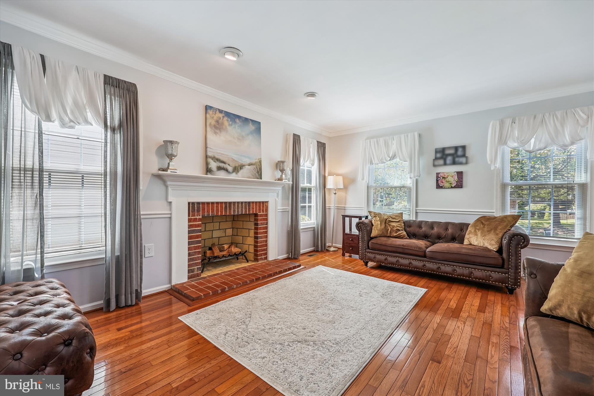 WASHINGTONIAN WOODS - Residential