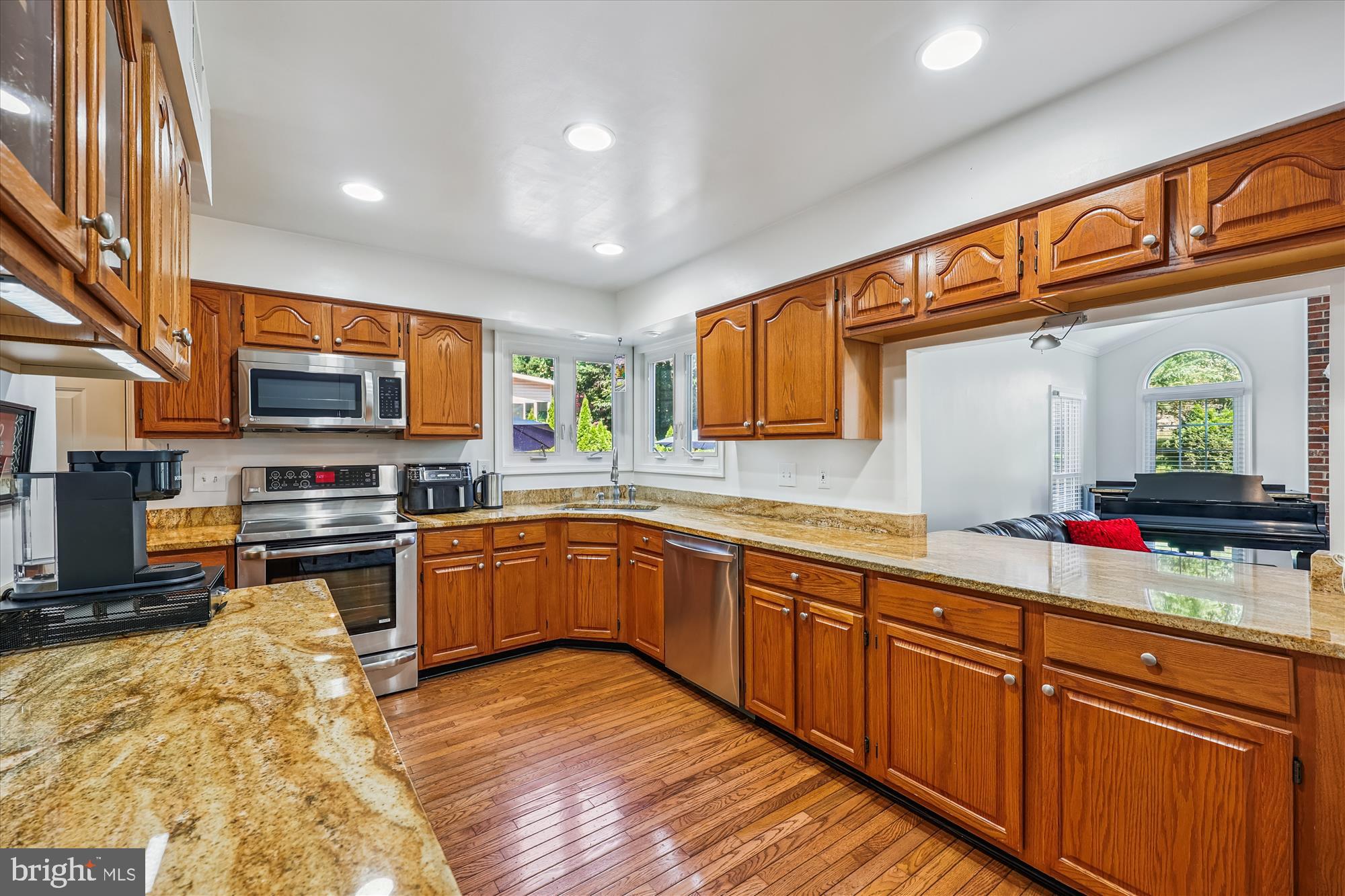 WASHINGTONIAN WOODS - Residential