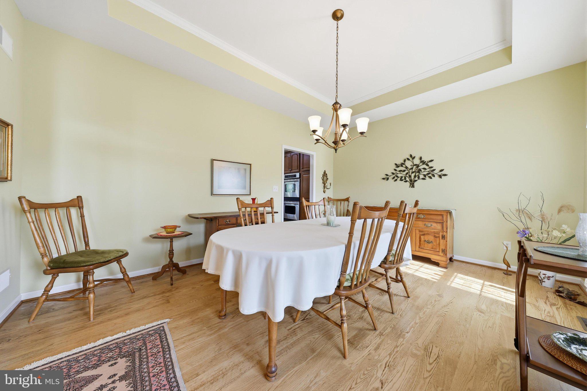 7132 LONE RIDGE COURT