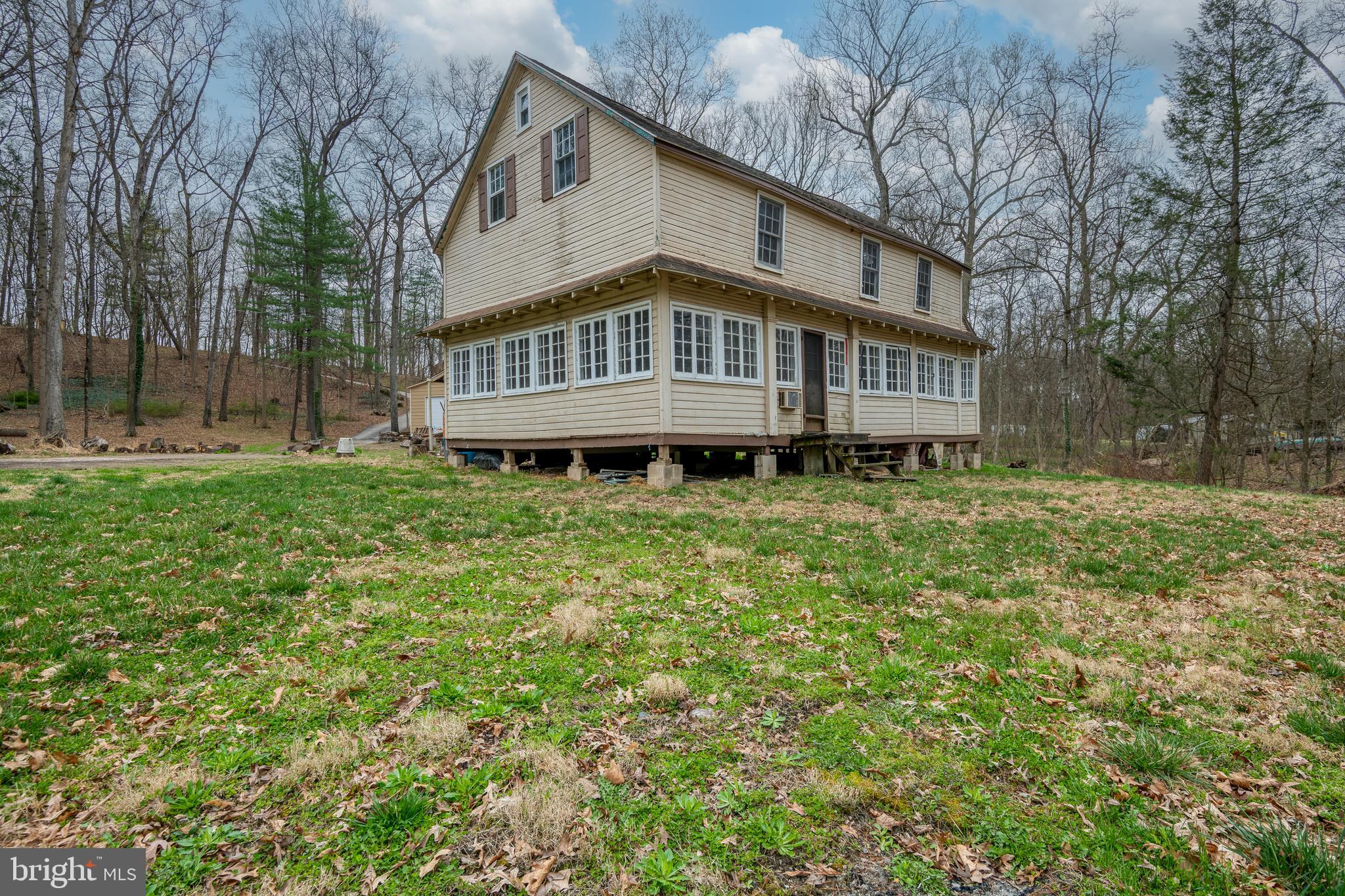 NONE, RURAL - Residential