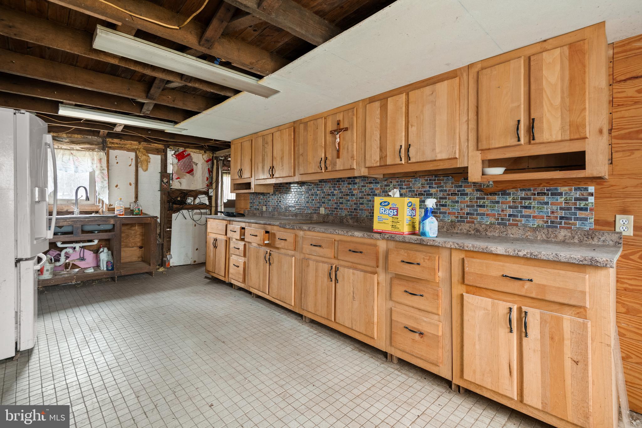 NONE, RURAL - Residential