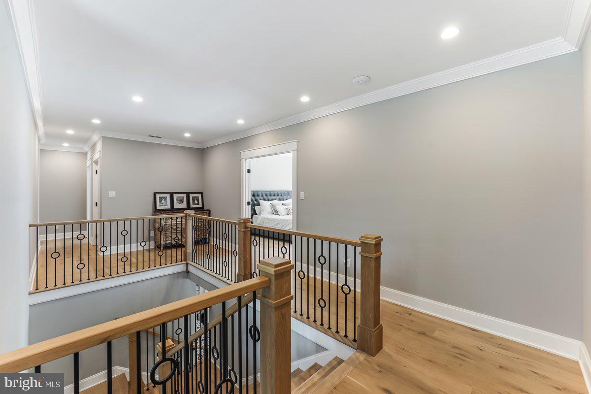 RADNOR HUNT - Residential