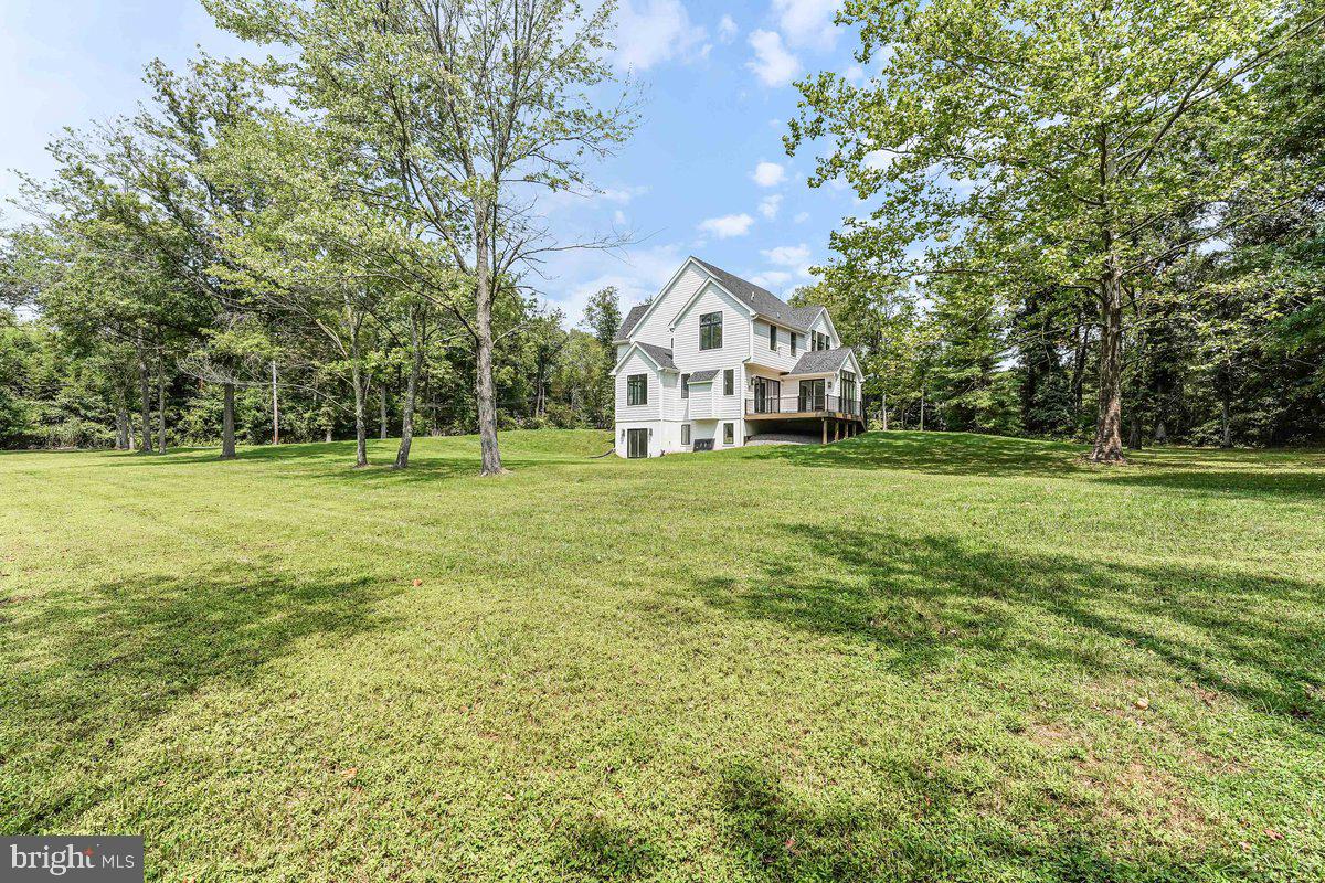 RADNOR HUNT - Residential